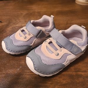 Stride rite toddler shoes
